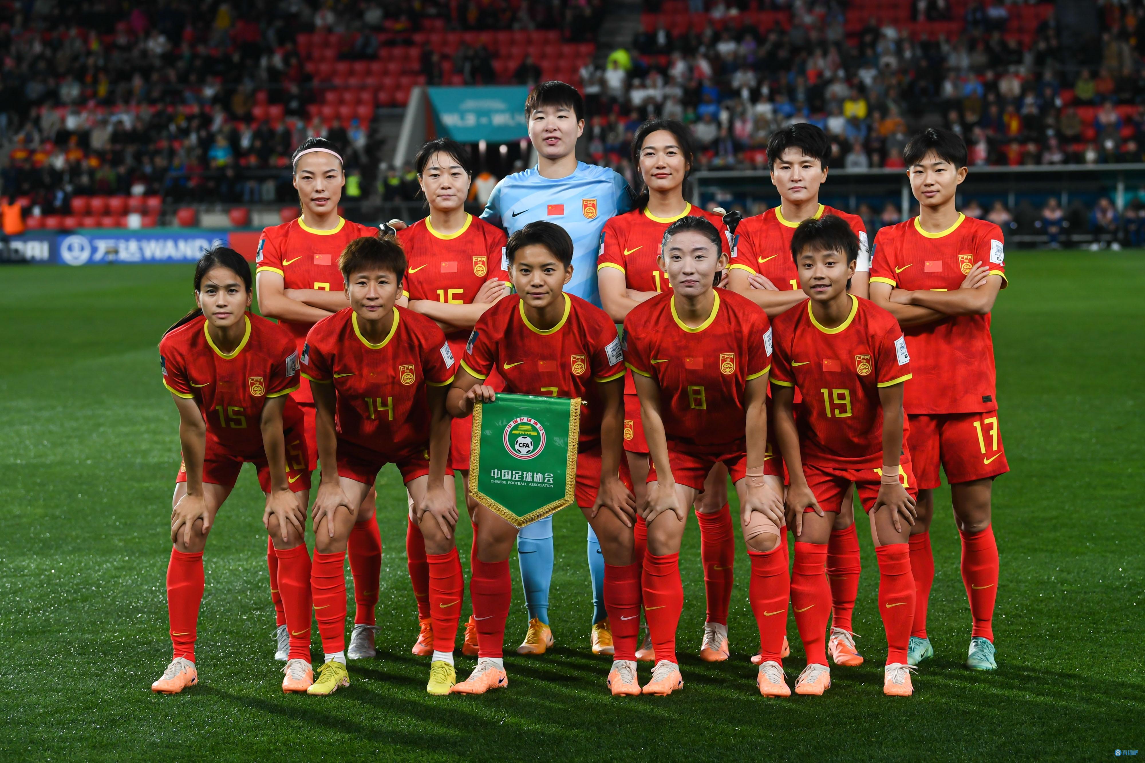 强队：女足比赛代表队备战友谊赛